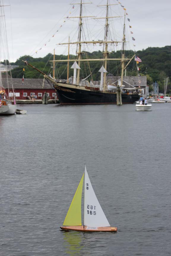 rc sailing model